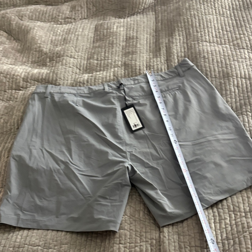 Rhone Men's Gray Flat Front Shorts - Picture 3 of 3